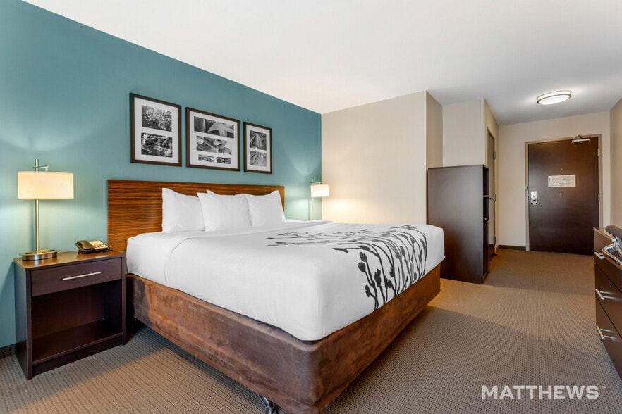 More Photos Of 13320 Ali Ghan Rd NE, Cumberland Hotel For Sale