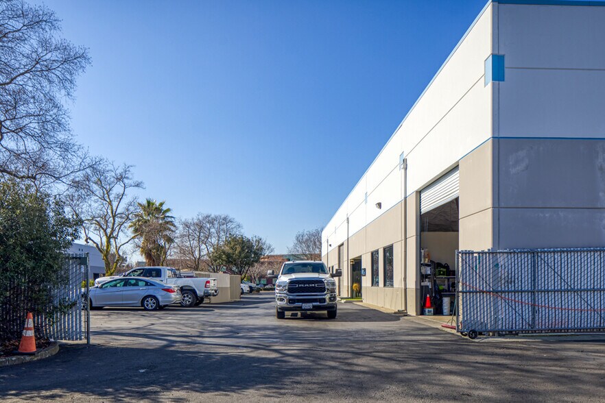 More Photos Of ,  Unknown For Sale