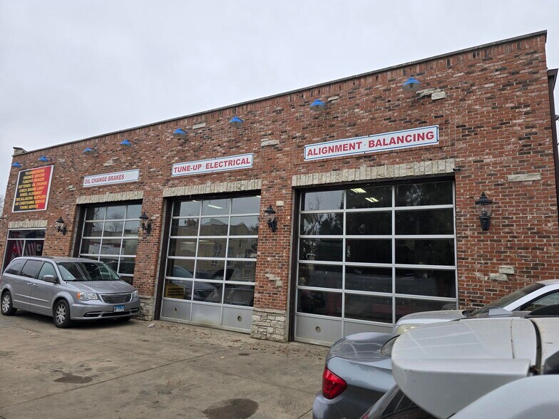 More Photos Of 3212 Harlem Ave, Riverside Auto Repair For Sale