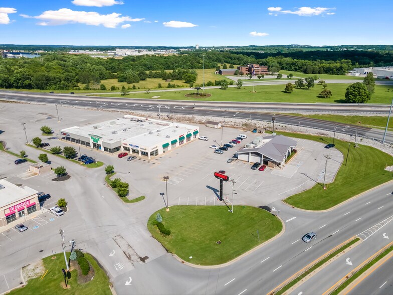 More Photos Of 4000 Fort Campbell Blvd, Hopkinsville Movie Theatre For Sale