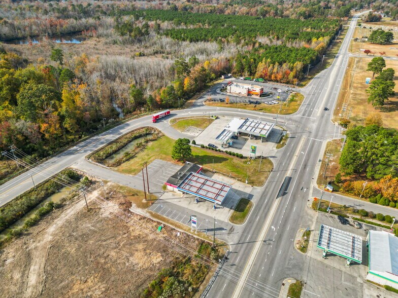 More Photos Of 5105 N Fayetteville Rd, Lumberton General Retail For Sale