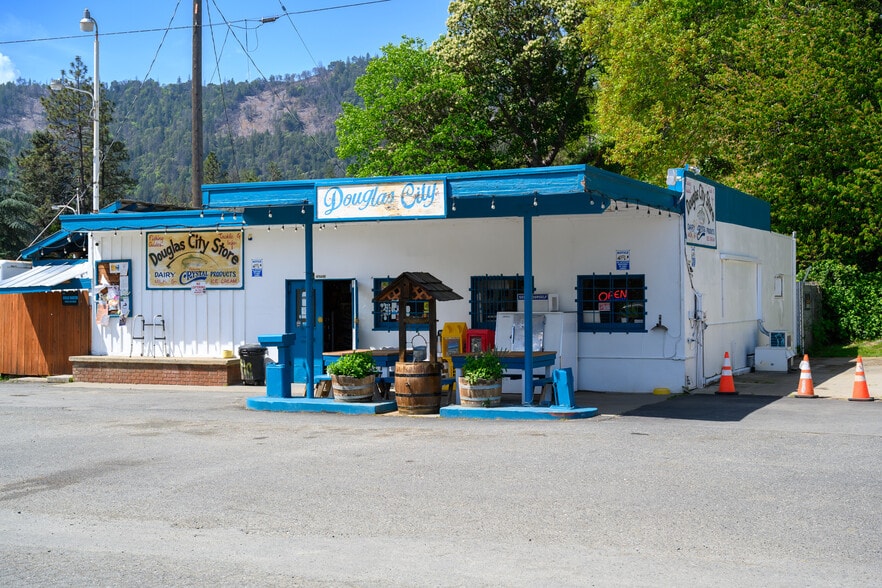 More Photos Of 70 Steiner Flat Rd, Douglas City Convenience Store For Sale