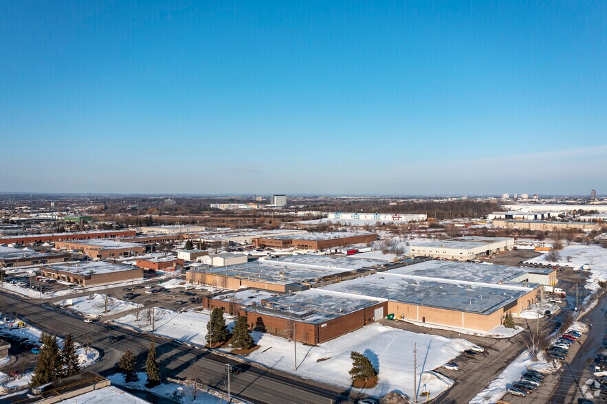 More Photos Of 929-931 Brock Rd, Pickering Manufacturing For Lease