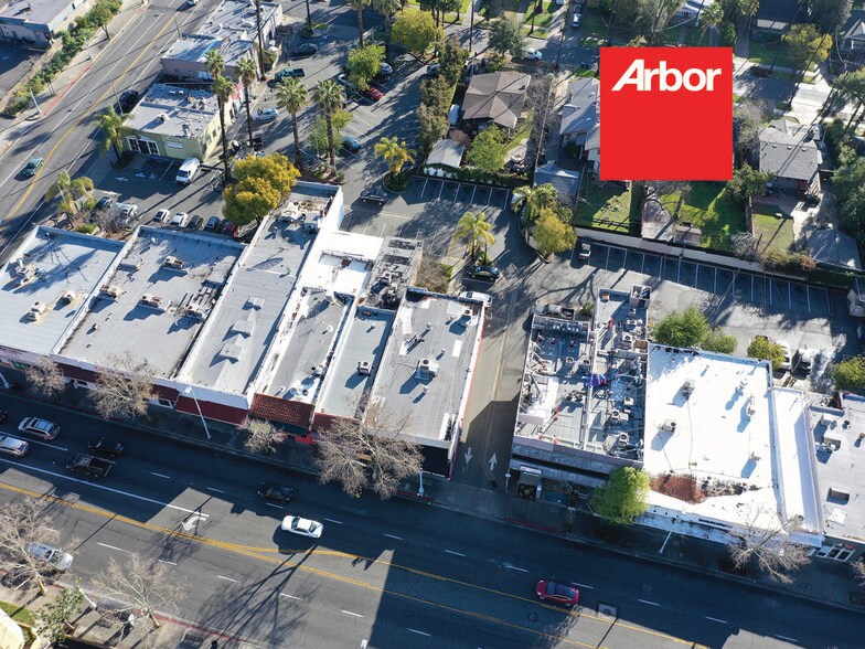 More Photos Of 1300 N Lake Ave, Pasadena General Retail For Sale