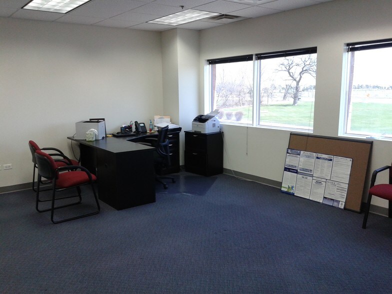 More Photos Of 1530 N Randall Rd, Elgin Medical For Lease
