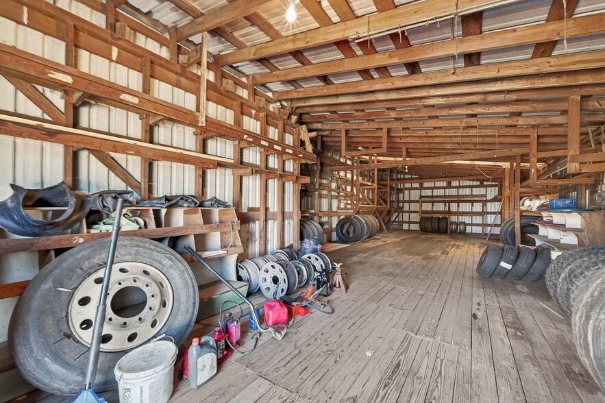 More Photos Of 917 E Main St, Eagle Lake Service Station For Sale