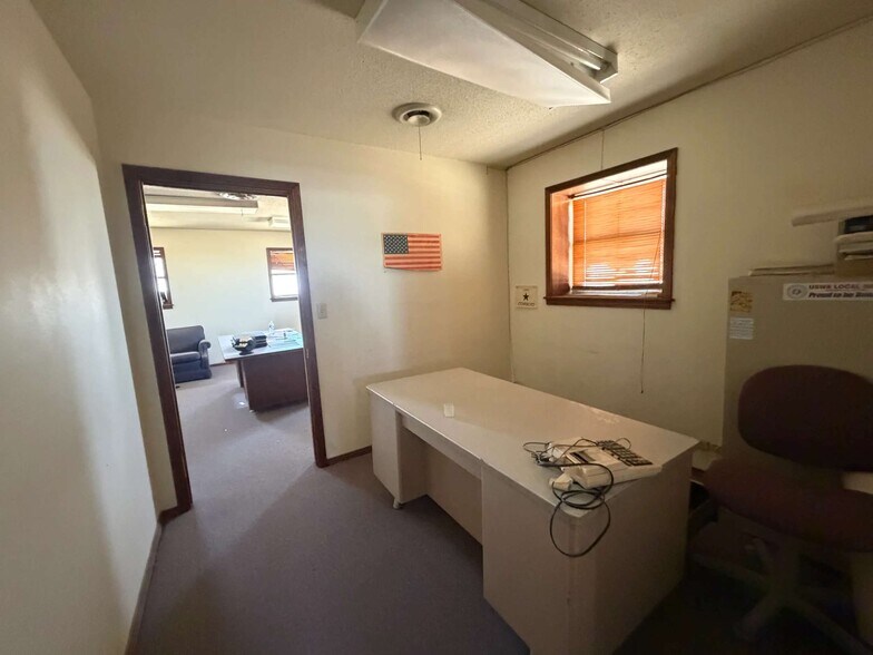 More Photos Of 4230 Texas 136, Amarillo Office For Sale