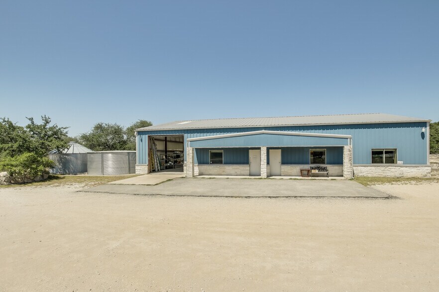More Photos Of 3500 Lohmans Ford Rd, Lago Vista Warehouse For Sale
