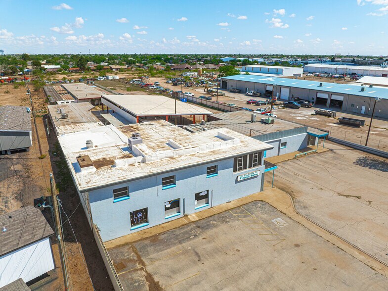 More Photos Of 4606 W Wall St, Midland Flex For Sale