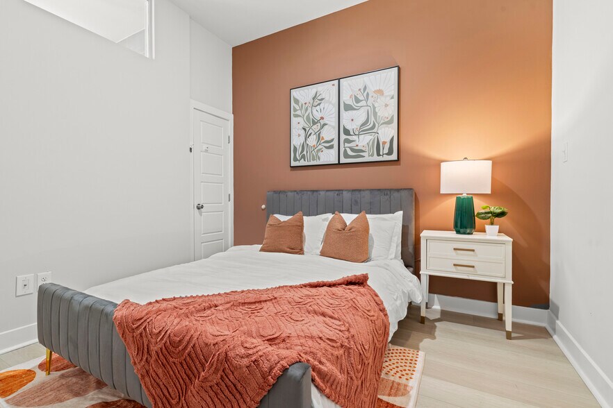 More Photos Of 826 N Broad St, Philadelphia Storefront Retail Residential For Sale