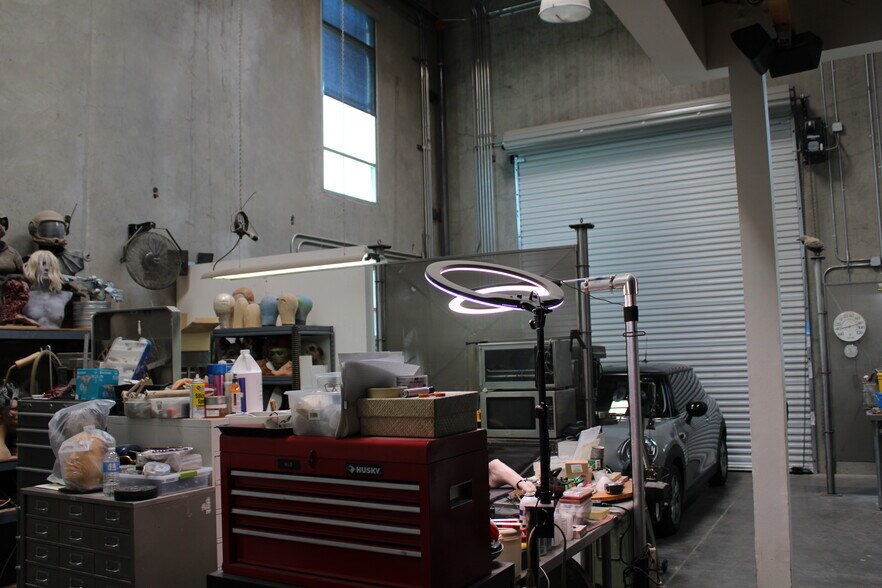 More Photos Of 4081 Silvestri Ln, Las Vegas Office For Sale