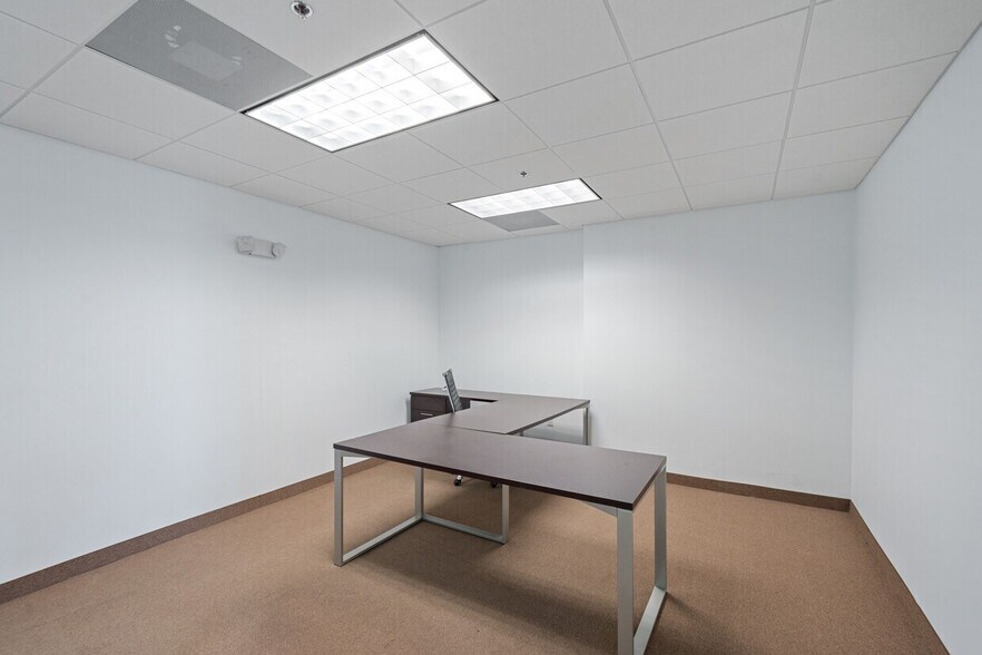 More Photos Of , North Miami Beach Office For Sale