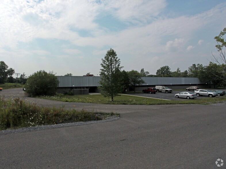More Photos Of 4601 Nixon Park Dr, Syracuse Warehouse For Lease