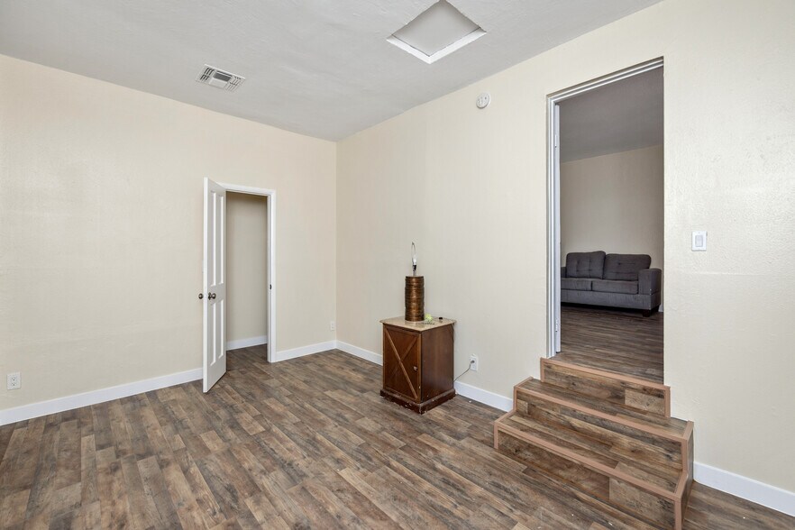 More Photos Of 409 S Montezuma St, Prescott Hotel For Sale