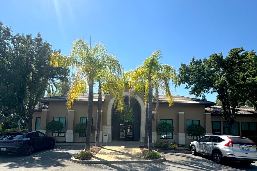 More Photos Of 9700 Village Center Dr, Granite Bay Office For Sale