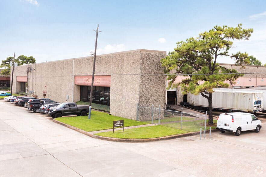Primary Photo Of 9366 Wallisville Rd, Houston Warehouse For Lease