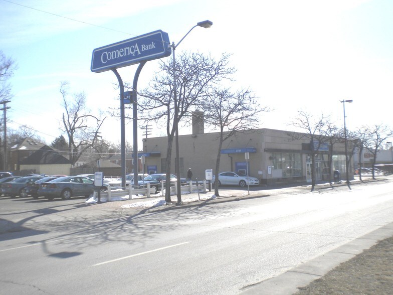 Primary Photo Of 18900 Livernois Ave, Detroit Freestanding For Sale