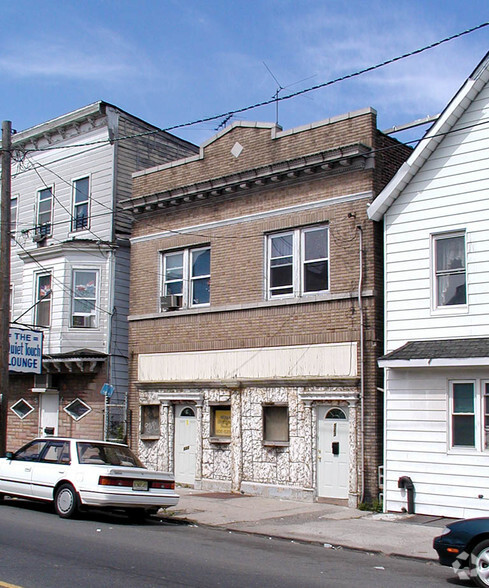 Primary Photo Of 523 State St, Perth Amboy Apartments For Sale