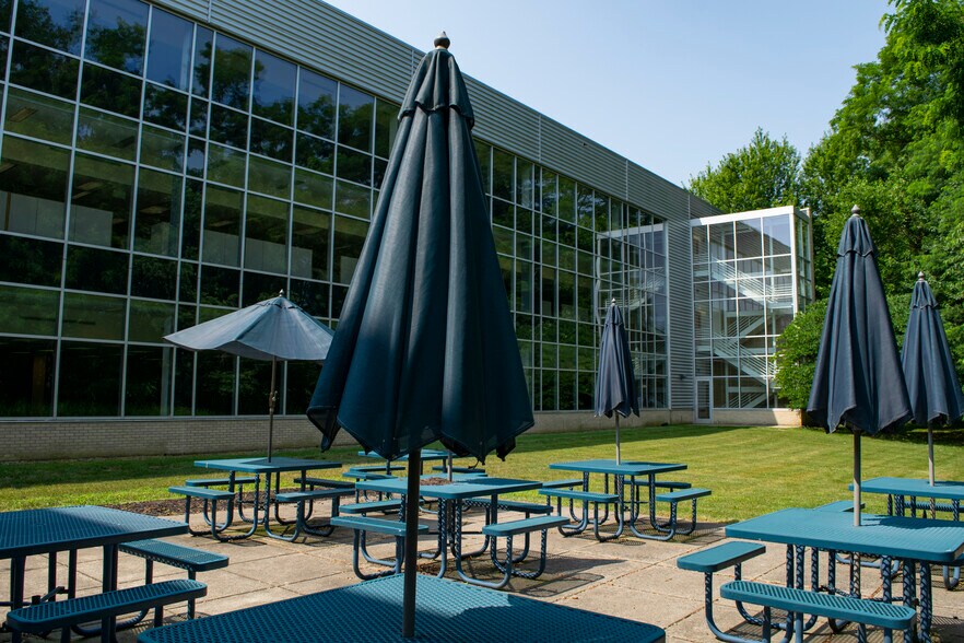 More Photos Of 3575 Moreau Ct, South Bend Medical For Lease