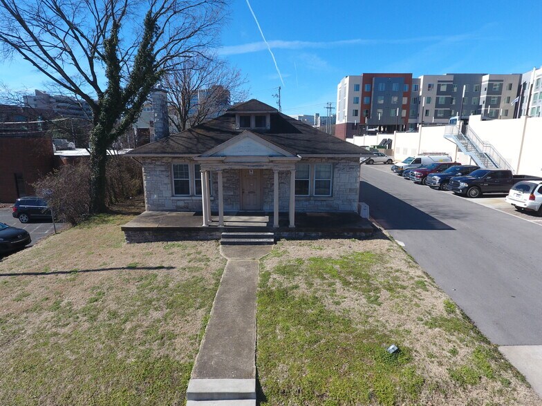 More Photos Of 341 21st Ave N, Nashville Office For Sale