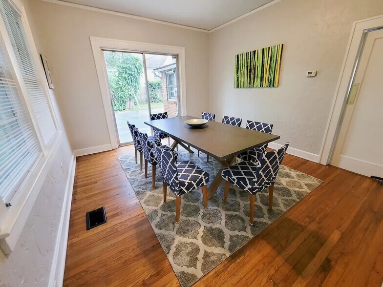 More Photos Of 949 SW 13th St, Gainesville Office Residential For Sale