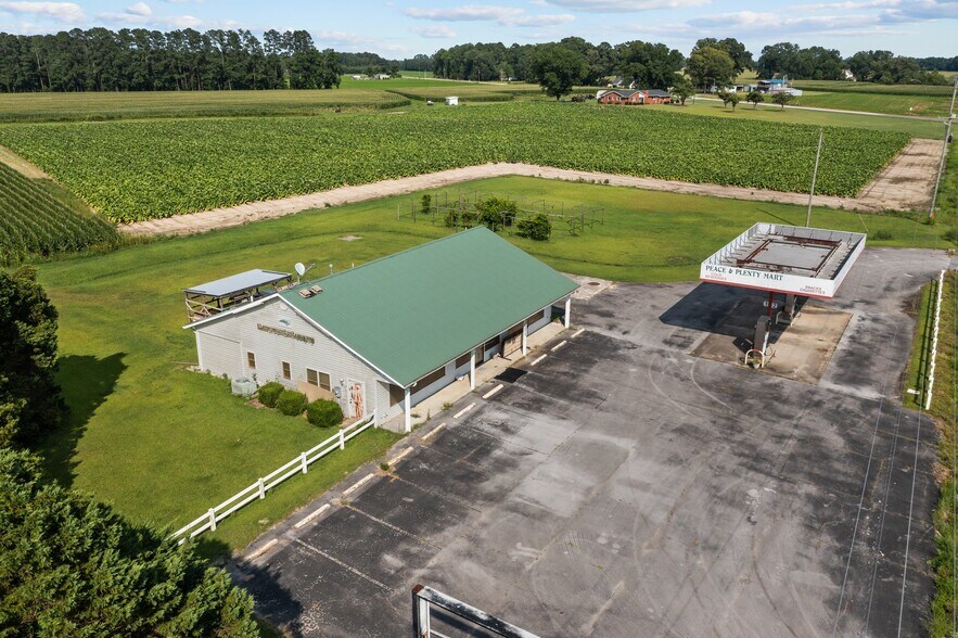 More Photos Of 3560 NC Hwy 43 Hwy N, Vanceboro Convenience Store For Sale