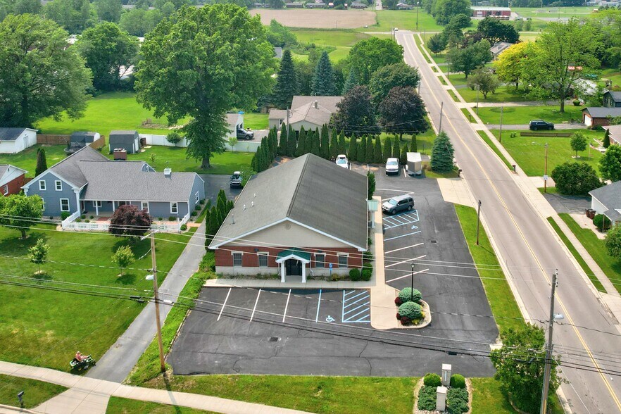 More Photos Of 366 N Portland Way, Galion Medical For Lease