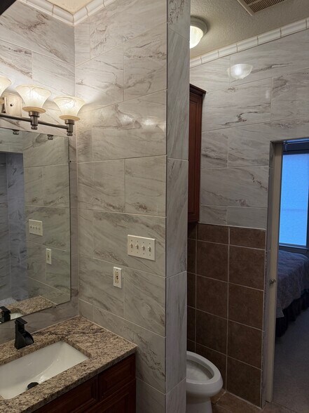 More Photos Of 1684 Rocky Riv, Canyon Lake Specialty For Sale