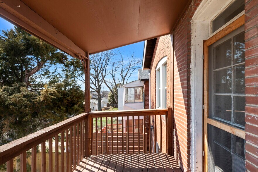 More Photos Of 5510 Lisette Ave, Saint Louis Multifamily For Sale