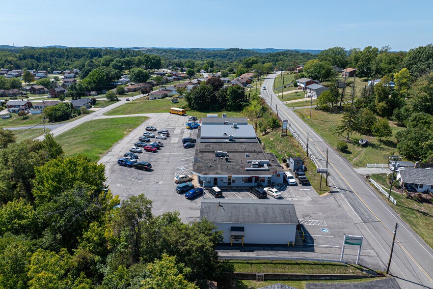 More Photos Of 605 Scenery Dr, Elizabeth Storefront Retail Office For Sale