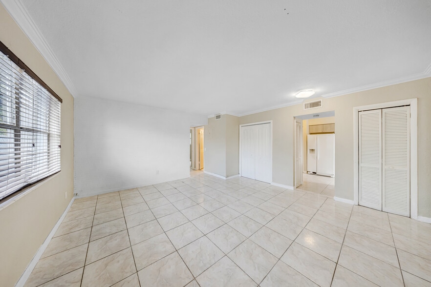 More Photos Of 1800 NE 170th St, Miami Apartments For Sale