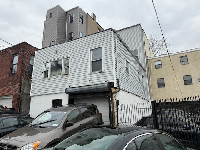 More Photos Of 87 Yonkers Ave, Yonkers Apartments For Sale
