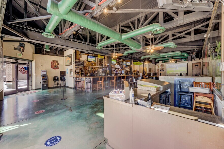 More Photos Of 922-926 Victorian Ave, Sparks General Retail For Sale