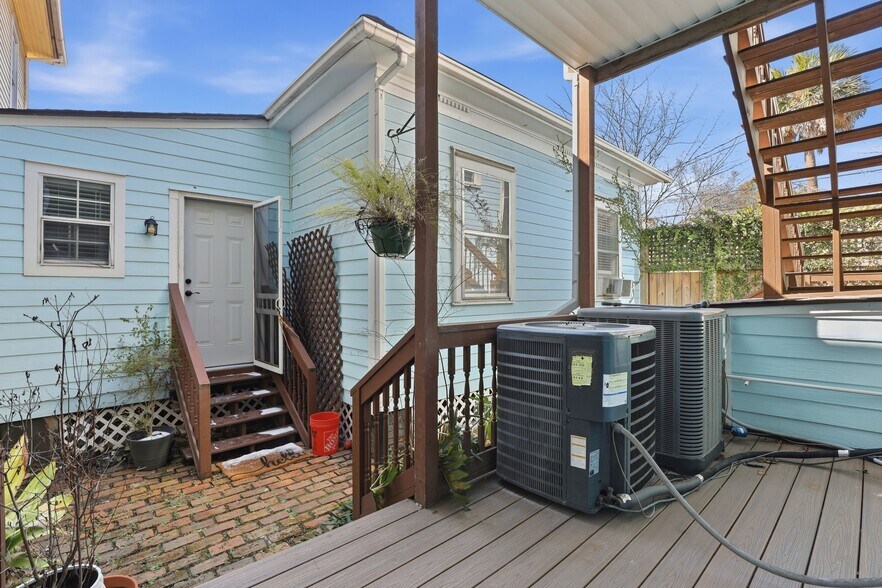 More Photos Of 521 W 37th St, Savannah Multifamily For Sale