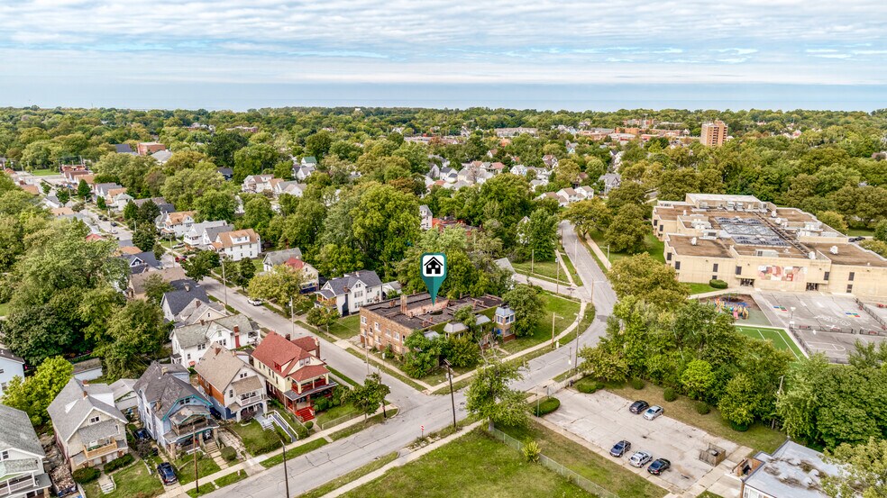 More Photos Of 880-884 Parkwood Rd, Cleveland Multifamily For Sale
