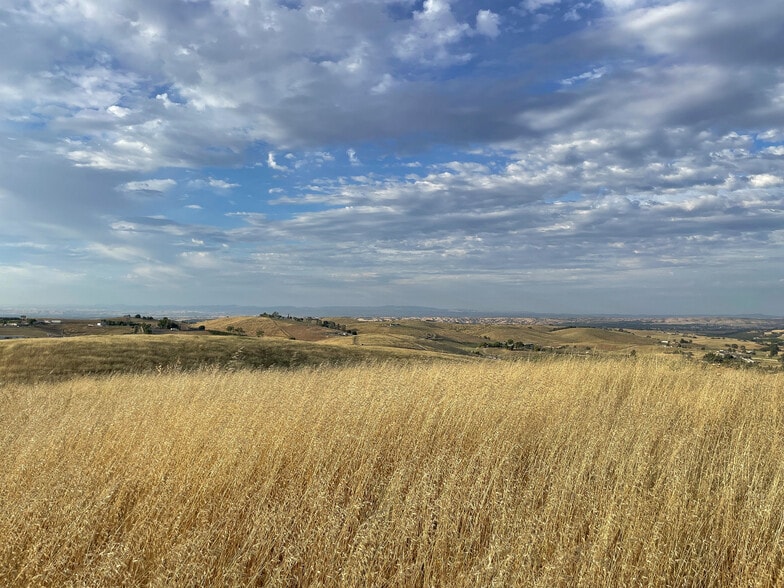 More Photos Of 0 E. 41 Hwy, Templeton Land For Sale
