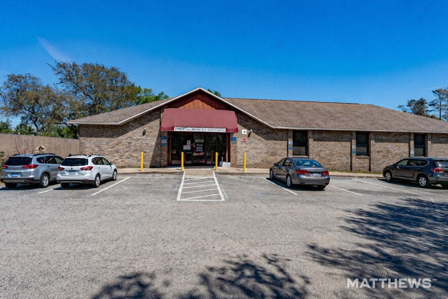 Primary Photo Of 16 St Johns Medical Pk Dr, Saint Augustine Office For Sale