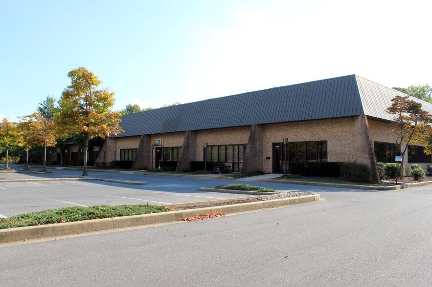 Primary Photo Of 4820 Seton Dr, Baltimore Flex For Lease