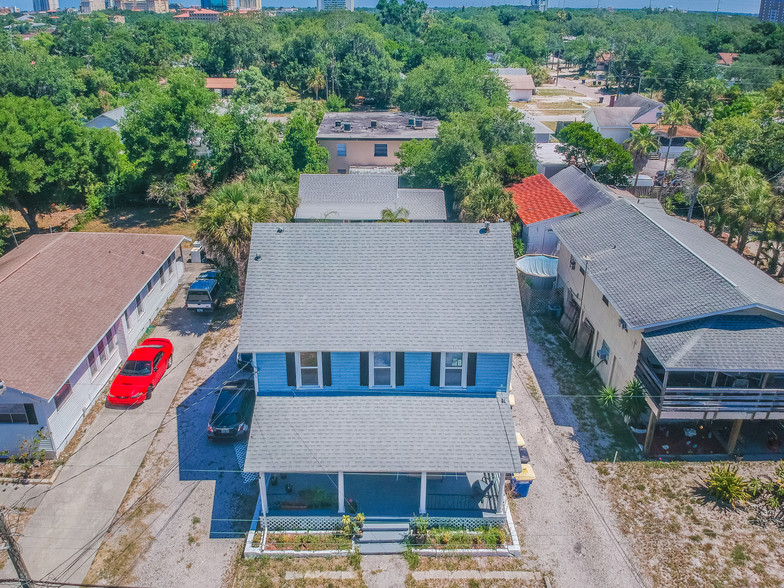 More Photos Of 822 Grand Central St, Clearwater Apartments For Sale
