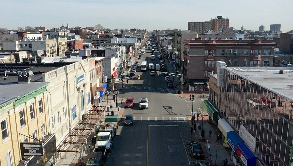 More Photos Of 5806-5810 Bergenline Ave, West New York Unknown For Lease