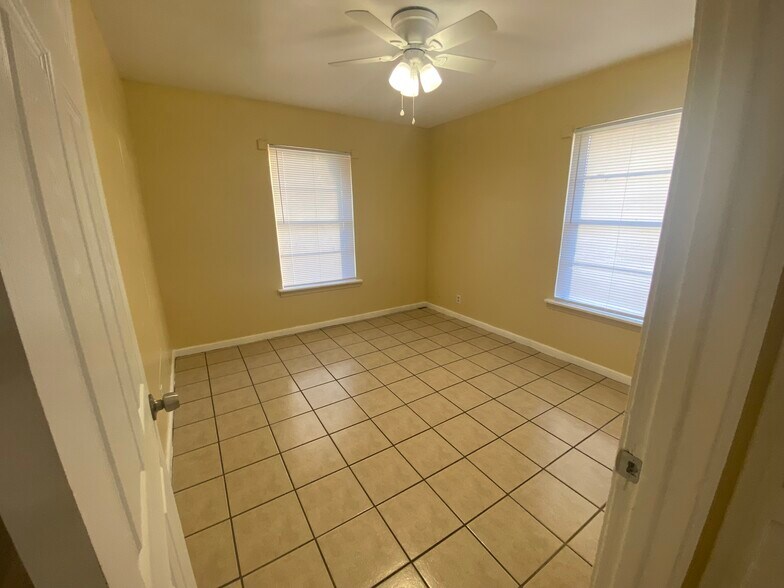 More Photos Of 807 Sissom Rd, Killeen Apartments For Sale