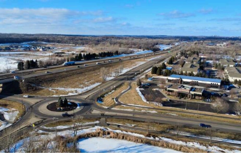 More Photos Of 20450 Kenrick Ave, Lakeville Freestanding For Sale