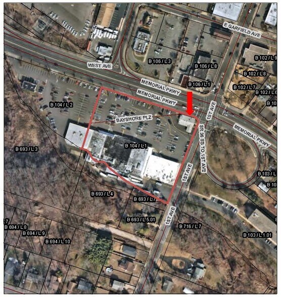 More Photos Of 1 Bayshore Plz, Atlantic Highlands Bank For Lease