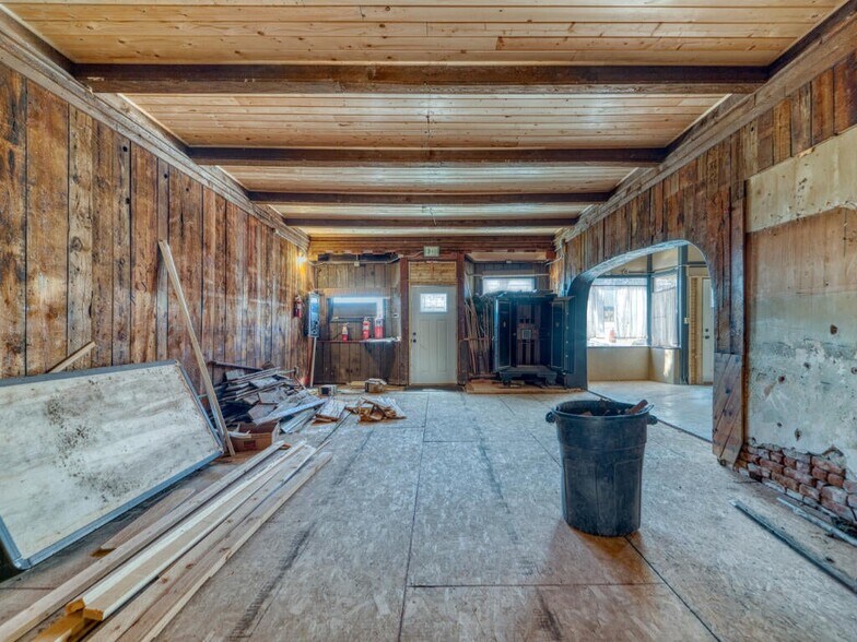 More Photos Of 618-620 Main St, Walsenburg Specialty For Sale