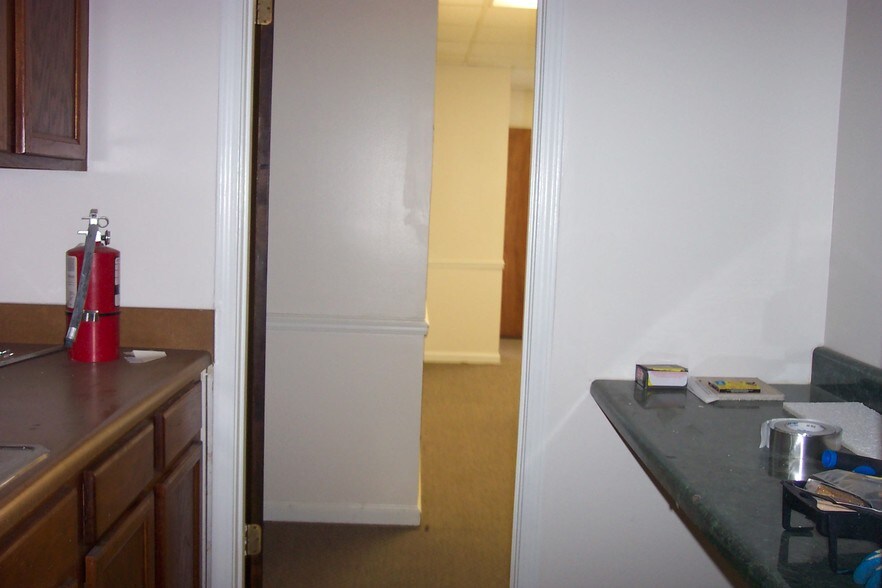 More Photos Of 2175 Highpoint Rd, Snellville Coworking Space