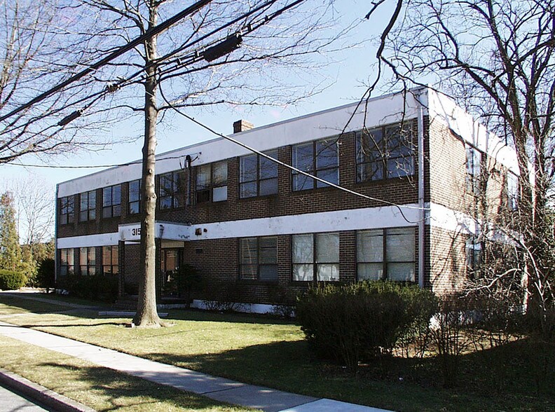 More Photos Of 315 Lowell Ave, Mercerville Office For Lease