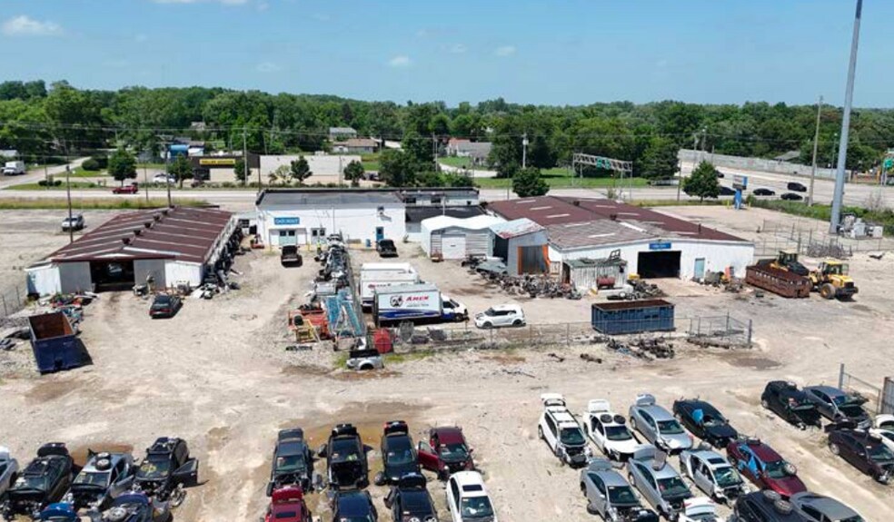More Photos Of 5940 W 3rd St, Dayton Auto Salvage Facility For Sale