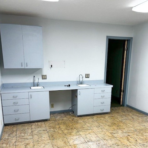 More Photos Of 1623 SE Washington Blvd, Bartlesville Medical For Sale