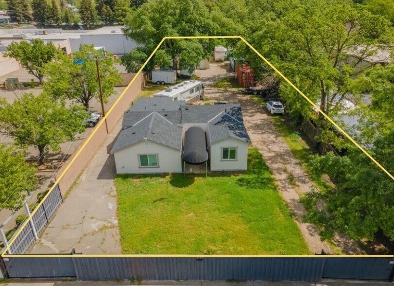 Primary Photo Of 5124 Walnut Ave, Sacramento Warehouse For Sale