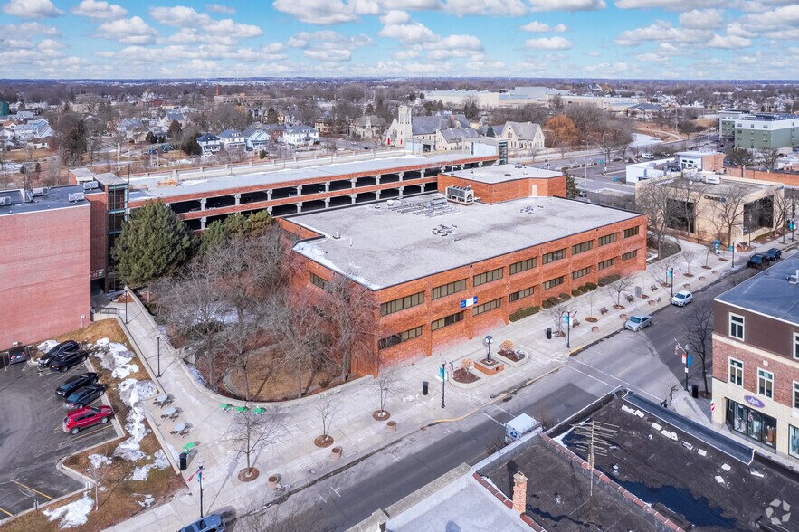 More Photos Of 30 S Main St, Fond Du Lac Office For Sale